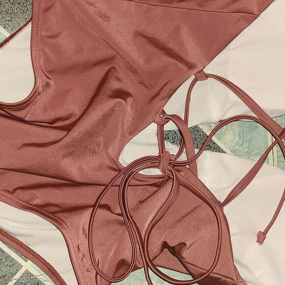 Shein Plunging One Piece Swimsuit Criss Cross Strap Back - Picture 5 of 7